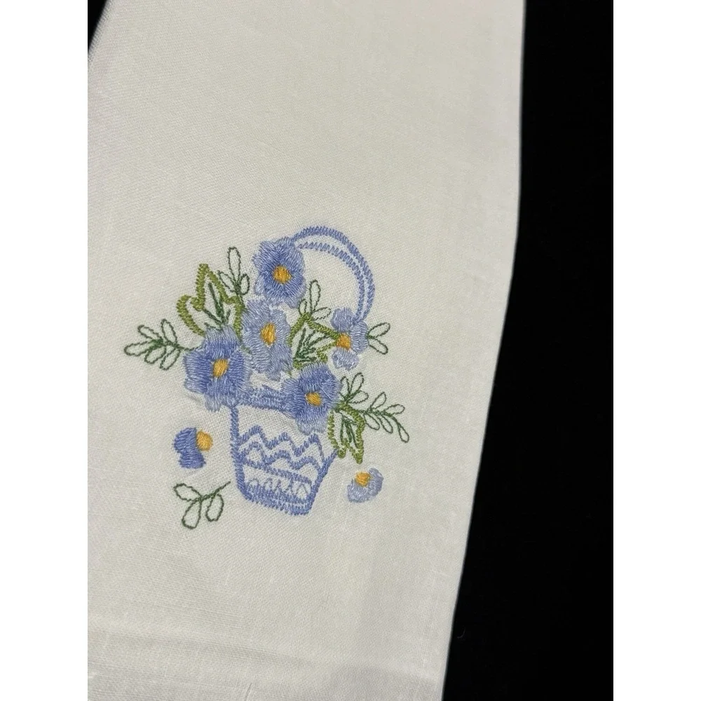 Vintage New Embroidered Flower Basket Linen Hand Tea Towel